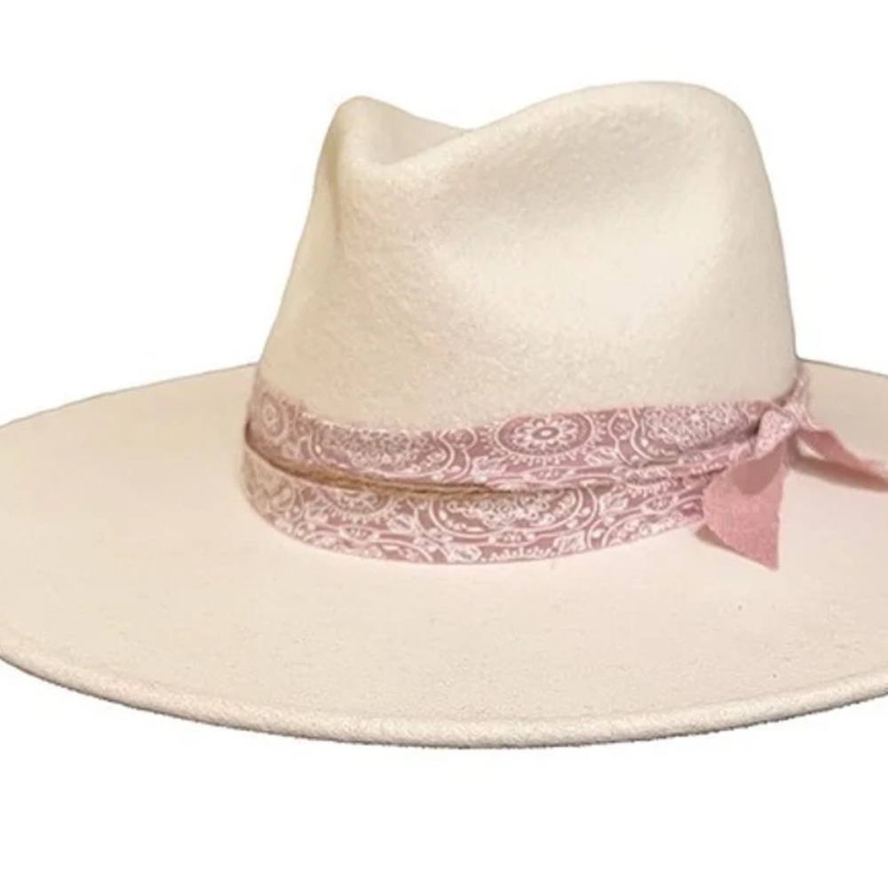 NEW! RARE WYETH Hat pink Cream banded wool ran